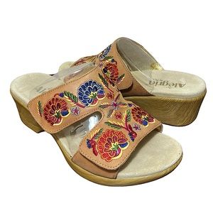 Alegria Linn tan leather colorful floral embroidered wedge heel sandals size 9